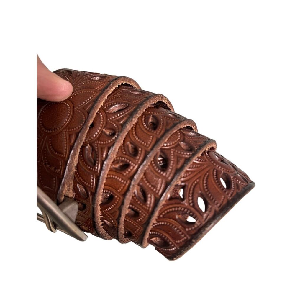 Fossil Women’s Pewter Leather Belt Laser Cutouts Bohemian size Medium - Picture 8 of 12